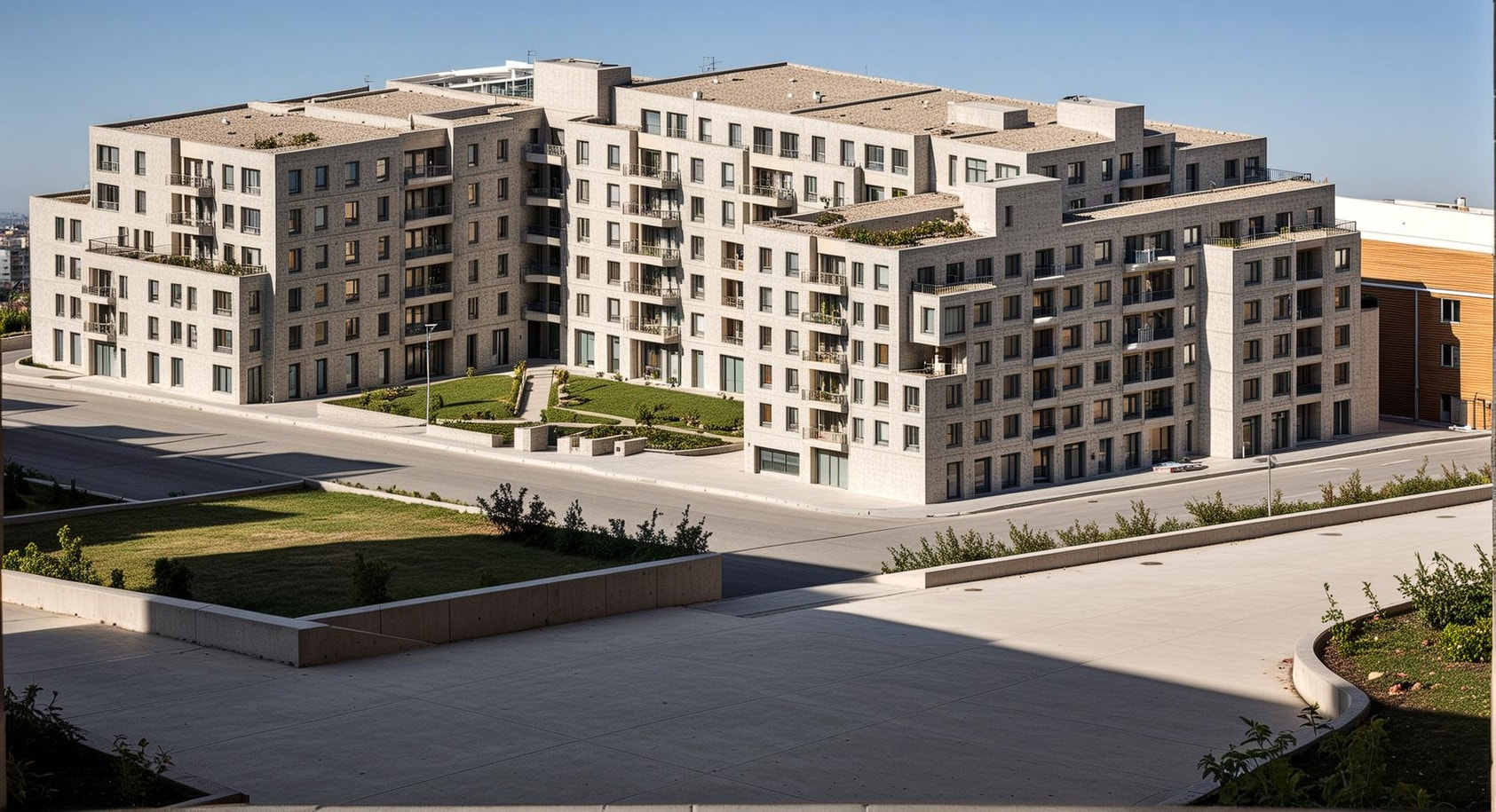 700 des Laurentides — Laval